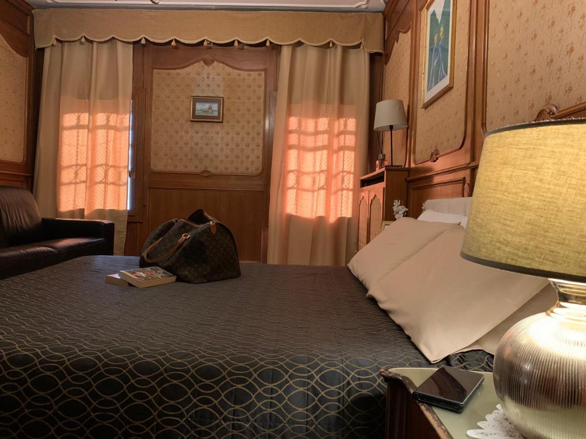 My Friends Canal View Bed and breakfast